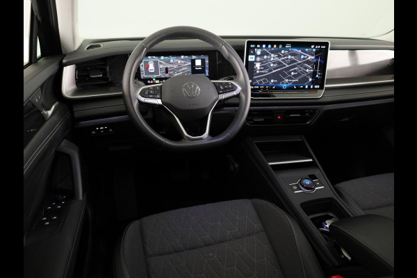 Volkswagen Tayron 1.5 eHybrid Life Edition 204 pk Automaat (DSG) | Verlengde garantie | Navigatie | Panoramadak | Parkeersensoren (Park assist) | Rondomzicht camera |