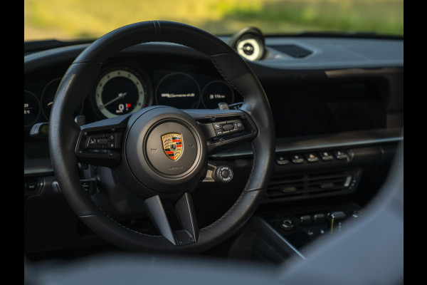 Porsche 911 Cabrio 3.0 Carrera 4S | Keramisch | Akrapovic | Burmester | Lift | Stoelventilatie | Origineel NL