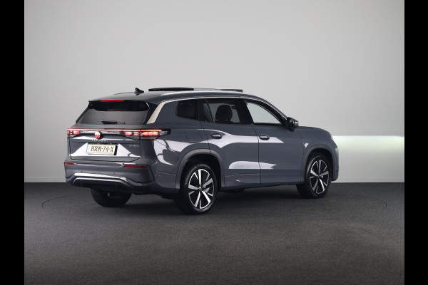 Volkswagen Tayron 1.5 eHybrid Life Edition 204 pk Automaat (DSG) | Verlengde garantie | Navigatie | Panoramadak | Parkeersensoren (Park assist) | Rondomzicht camera |