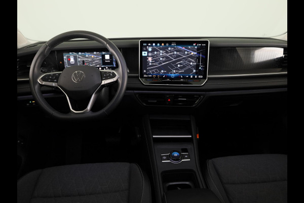 Volkswagen Tayron 1.5 eHybrid Life Edition 204 pk Automaat (DSG) | Verlengde garantie | Navigatie | Panoramadak | Parkeersensoren (Park assist) | Rondomzicht camera |