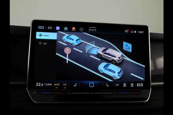 Volkswagen Tayron 1.5 eHybrid Life Edition 204 pk Automaat (DSG) | Verlengde garantie | Navigatie | Panoramadak | Parkeersensoren (Park assist) | Rondomzicht camera |