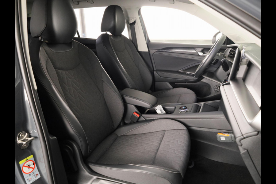 Volkswagen Tayron 1.5 eHybrid Life Edition 204 pk Automaat (DSG) | Verlengde garantie | Navigatie | Panoramadak | Parkeersensoren (Park assist) | Rondomzicht camera |