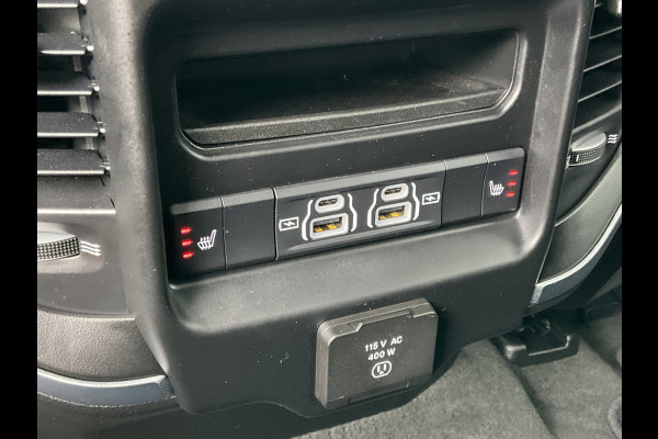 Dodge Ram 1500 5.7 V8 4x4 Crew Cab Limited Laramie Trekhaak Pano Harman/Kardon Leer Treeplanken BOMVOL!