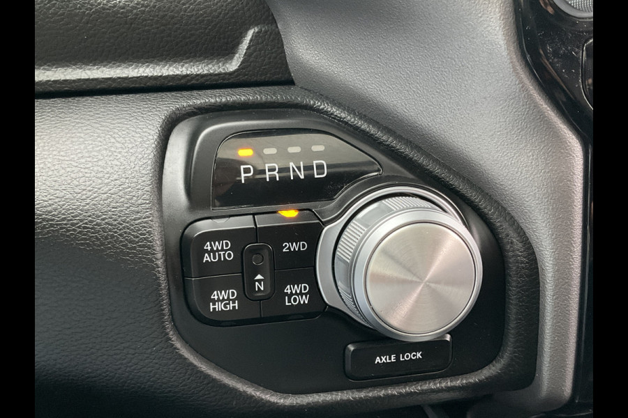 Dodge Ram 1500 5.7 V8 4x4 Crew Cab Limited Laramie Trekhaak Pano Harman/Kardon Leer Treeplanken BOMVOL!