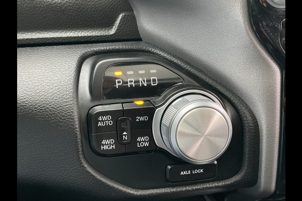 Dodge Ram 1500 5.7 V8 4x4 Crew Cab Limited Laramie Trekhaak Pano Harman/Kardon Leer Treeplanken BOMVOL!
