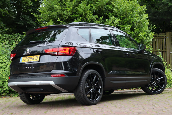 Seat Ateca 1.0 EcoTSI Style Business Intense | Panoramadak | Camera | Digitaal dashboard |