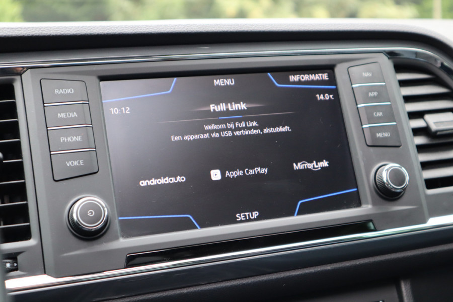 Seat Ateca 1.0 EcoTSI Style Business Intense | Panoramadak | Camera | Digitaal dashboard |
