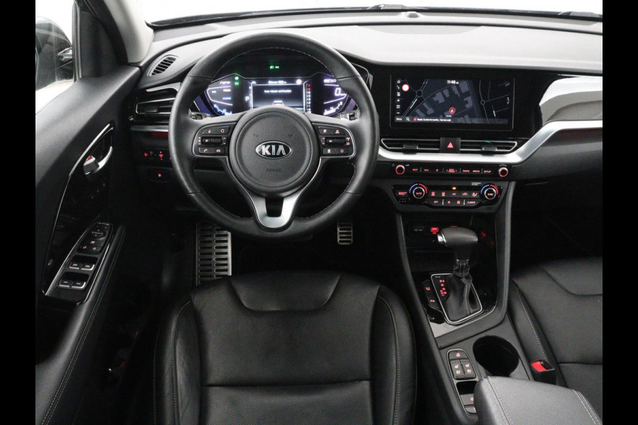 Kia Niro 1.6 GDi Hybrid ExecutiveLine | JBLsound | Trekhaak | Panoramadak | Adaptive cruise | Stoel & Stuurverwarming | Stoelkoeling | Stoelverwarming achter | Carplay | Sfeerverlichting | Side assist | Camera | Climate control | Bluetooth | DAB+ | Navigatie