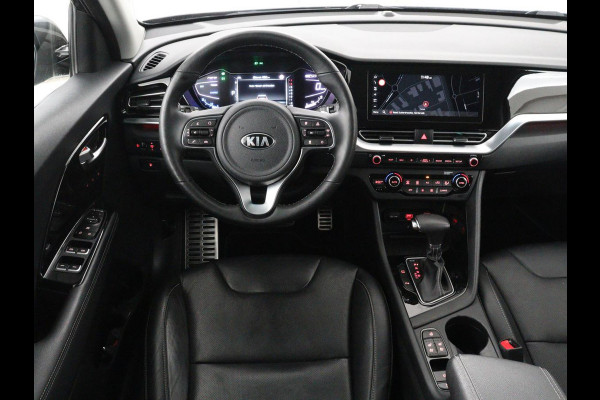 Kia Niro 1.6 GDi Hybrid ExecutiveLine | JBLsound | Trekhaak | Panoramadak | Adaptive cruise | Stoel & Stuurverwarming | Stoelkoeling | Stoelverwarming achter | Carplay | Sfeerverlichting | Side assist | Camera | Climate control | Bluetooth | DAB+ | Navigatie