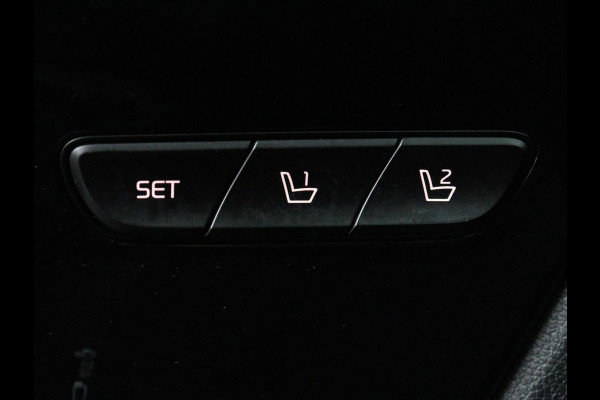 Kia Niro 1.6 GDi Hybrid ExecutiveLine | JBLsound | Trekhaak | Panoramadak | Adaptive cruise | Stoel & Stuurverwarming | Stoelkoeling | Stoelverwarming achter | Carplay | Sfeerverlichting | Side assist | Camera | Climate control | Bluetooth | DAB+ | Navigatie