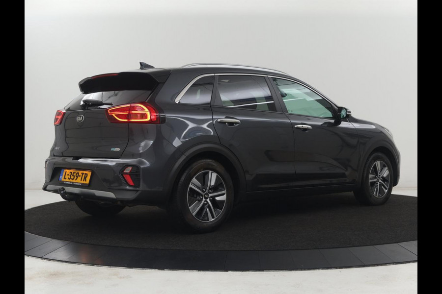 Kia Niro 1.6 GDi Hybrid ExecutiveLine | JBLsound | Trekhaak | Panoramadak | Adaptive cruise | Stoel & Stuurverwarming | Stoelkoeling | Stoelverwarming achter | Carplay | Sfeerverlichting | Side assist | Camera | Climate control | Bluetooth | DAB+ | Navigatie