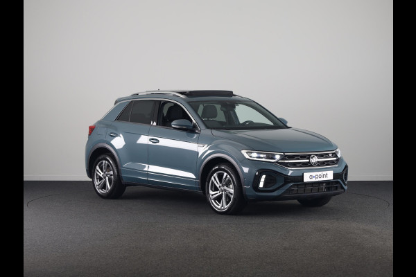 Volkswagen T-Roc 1.5 TSI R-Line 150 pk Automaat (DSG) | Verlengde garantie | Navigatie | Panoramadak | Parkeersensoren (Park assist) | Standkachel | R-Line |
