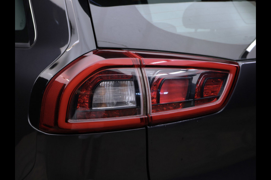 Kia Niro 1.6 GDi Hybrid DynamicLine Sport (APPLE CARPLAY,NAVI,CAMERA,CLIMATE,CRUISE,LED,SPORTSTOELEN,LM VELGEN,NETTE STAAT)