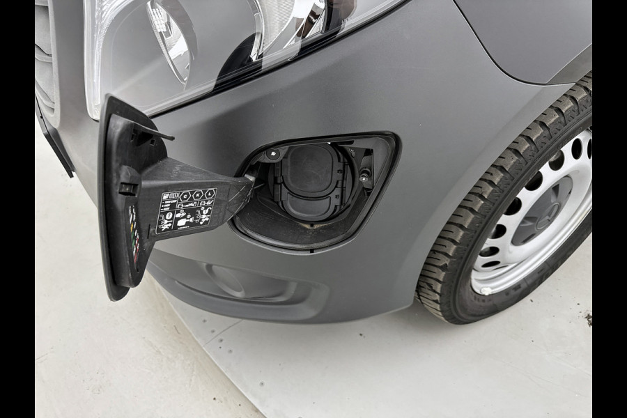 Mercedes-Benz eVito Lang 66 kWh Camera Carplay Snelladen 266km actieradius