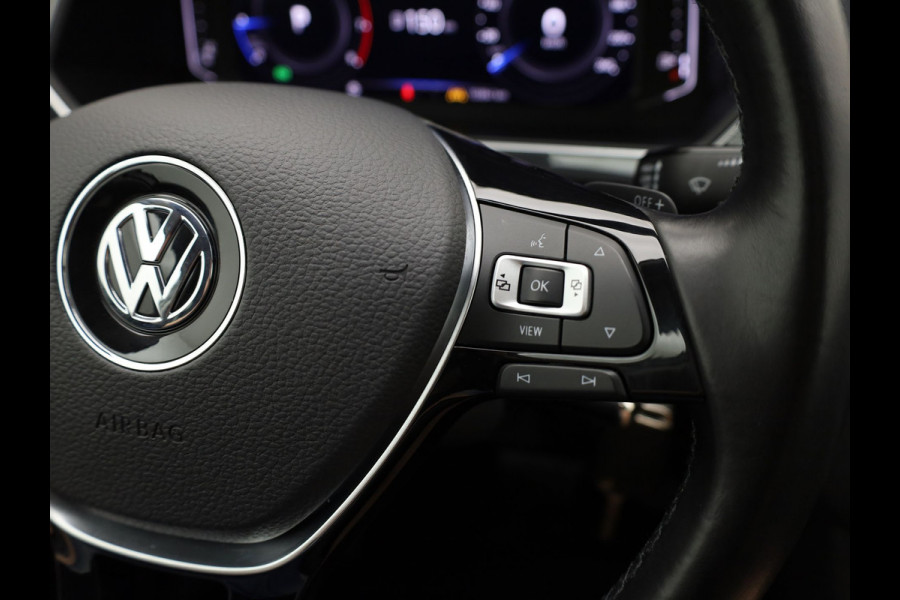 Volkswagen Tiguan 1.5 TSI ACT Highline Business R | Black Style | Head Up | Side Assist | Elk. A-klep | Prijs Rijklaar!!