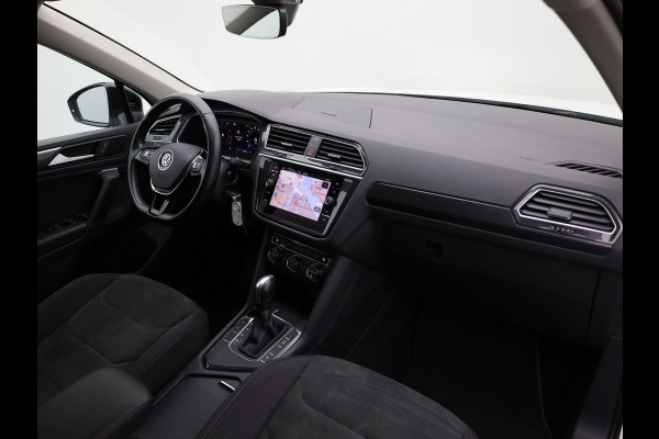 Volkswagen Tiguan 1.5 TSI ACT Highline Business R | Black Style | Head Up | Side Assist | Elk. A-klep | Prijs Rijklaar!!