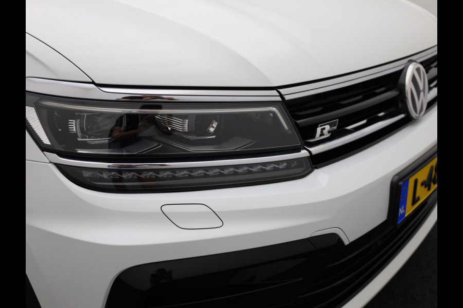 Volkswagen Tiguan 1.5 TSI ACT Highline Business R | Black Style | Head Up | Side Assist | Elk. A-klep | Prijs Rijklaar!!
