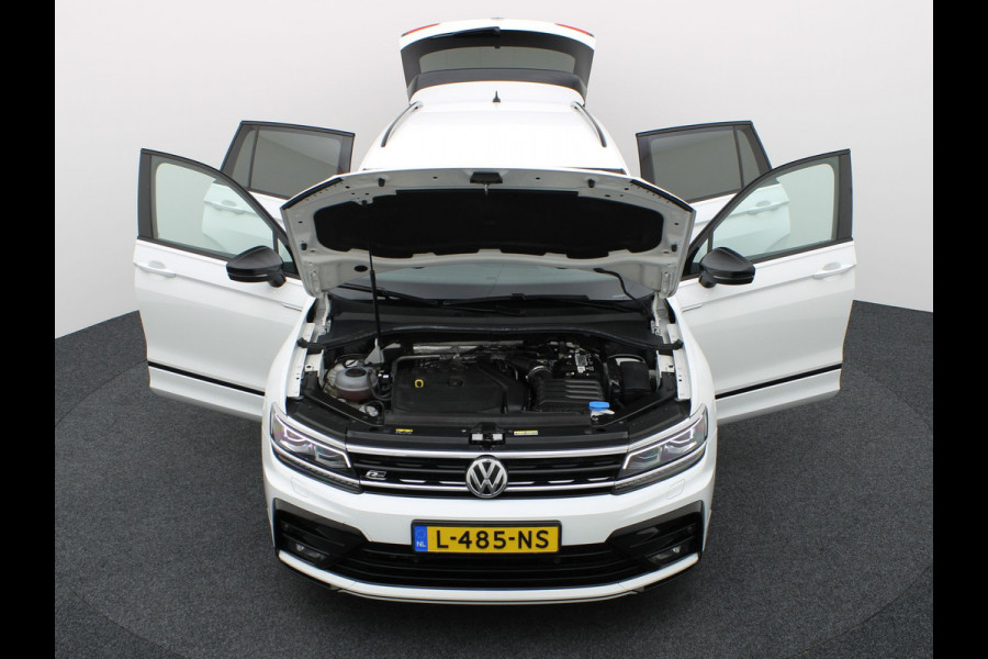 Volkswagen Tiguan 1.5 TSI ACT Highline Business R | Black Style | Head Up | Side Assist | Elk. A-klep | Prijs Rijklaar!!