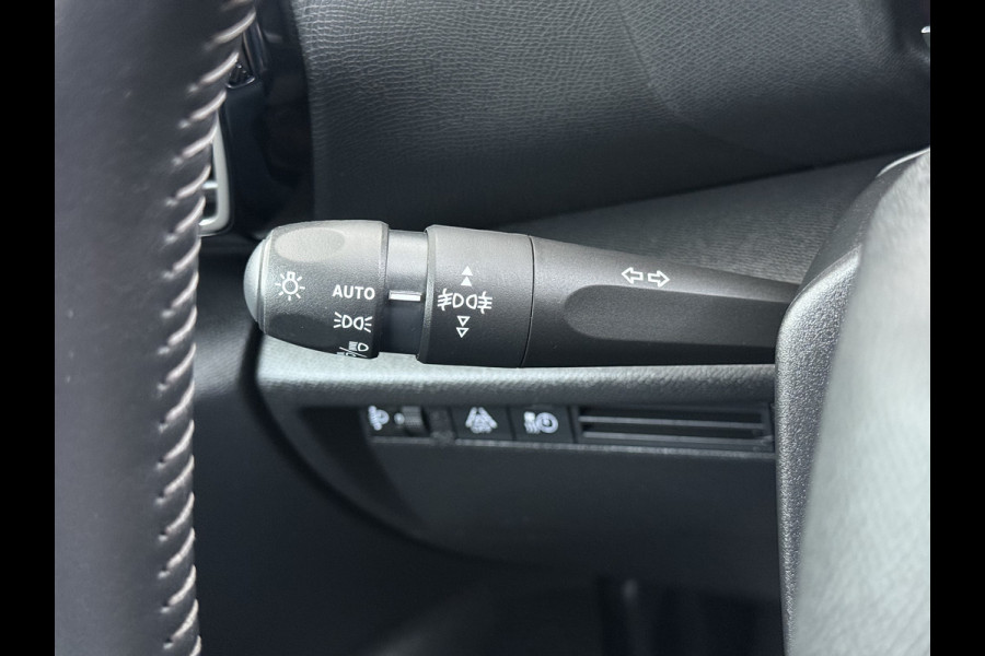 Citroën Ë-C4 Feel 50kWh 360°Camera 3D-Navi Ecc Apple Carplay Android Auto Cruise Control Regen-Lichtsensor Pdc Led Lmv SOH 89% Lane Assist Isofix Connected Apps Bluetooth DAB 1e Eigenaar Dealeronderhouden Origineel Nederlandse Auto