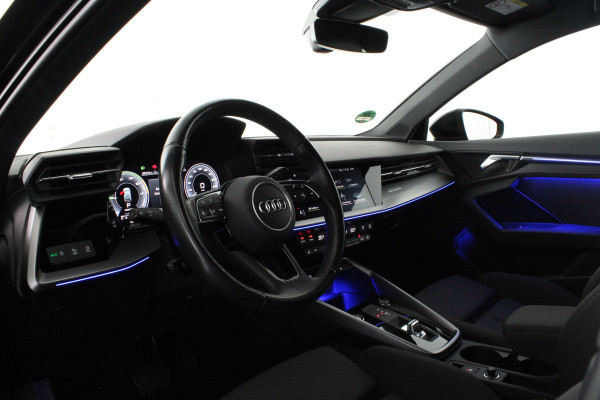 Audi A3 Sportback 40 TFSI e S line edition > Sfeerverlichting/18inch/Trekhaak/Plug in hybrid/Mythos Black