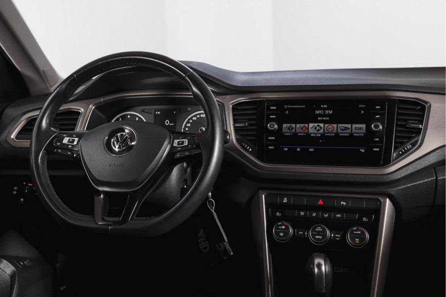 Volkswagen T-Roc 1.5 TSI Style Business 150 PK | Adapt.Cruise | PDC | Camera | NAV+App.Connect | Auto.Airco | Elek. Klep | LM 18" | Org. NL