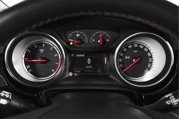 Opel Astra Sports Tourer 1.4 Turbo Innovation | Cruise | PDC | Camera | NAV + App.Connect | Auto.Airco | Afn. Trekhaak | Elek. Klep | LM 17" |