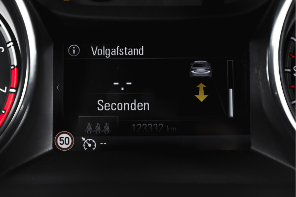 Opel Astra Sports Tourer 1.4 Turbo Innovation | Cruise | PDC | Camera | NAV + App.Connect | Auto.Airco | Afn. Trekhaak | Elek. Klep | LM 17" |