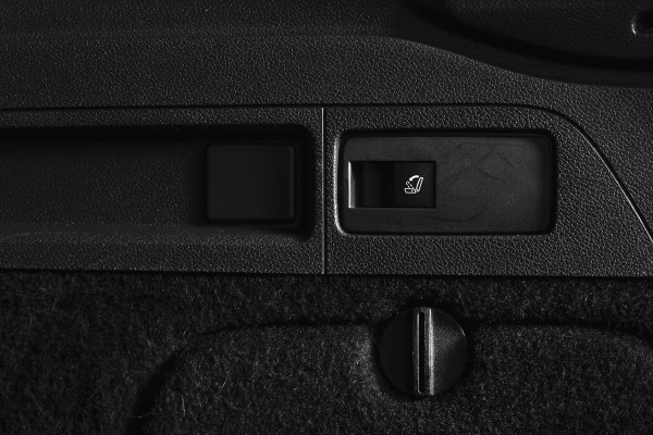 Opel Astra Sports Tourer 1.4 Turbo Innovation | Cruise | PDC | Camera | NAV + App.Connect | Auto.Airco | Afn. Trekhaak | Elek. Klep | LM 17" |