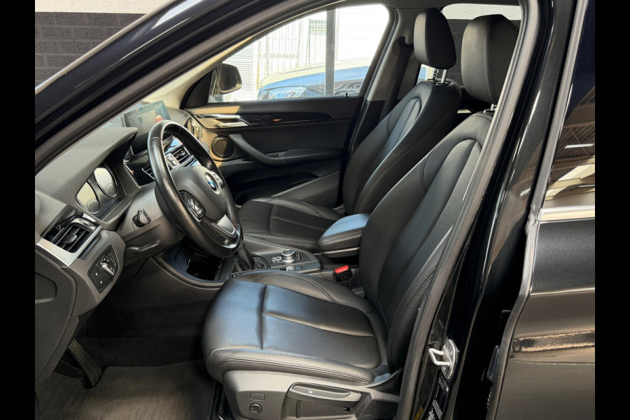 BMW X1 XDrive25e High Executive | HUD | Camera | Leder | Led | Stoelverwarming | Plug in Hybrid