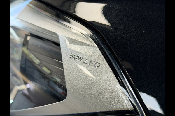 BMW X1 XDrive25e High Executive | HUD | Camera | Leder | Led | Stoelverwarming | Plug in Hybrid