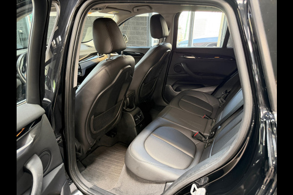 BMW X1 XDrive25e High Executive | HUD | Camera | Leder | Led | Stoelverwarming | Plug in Hybrid