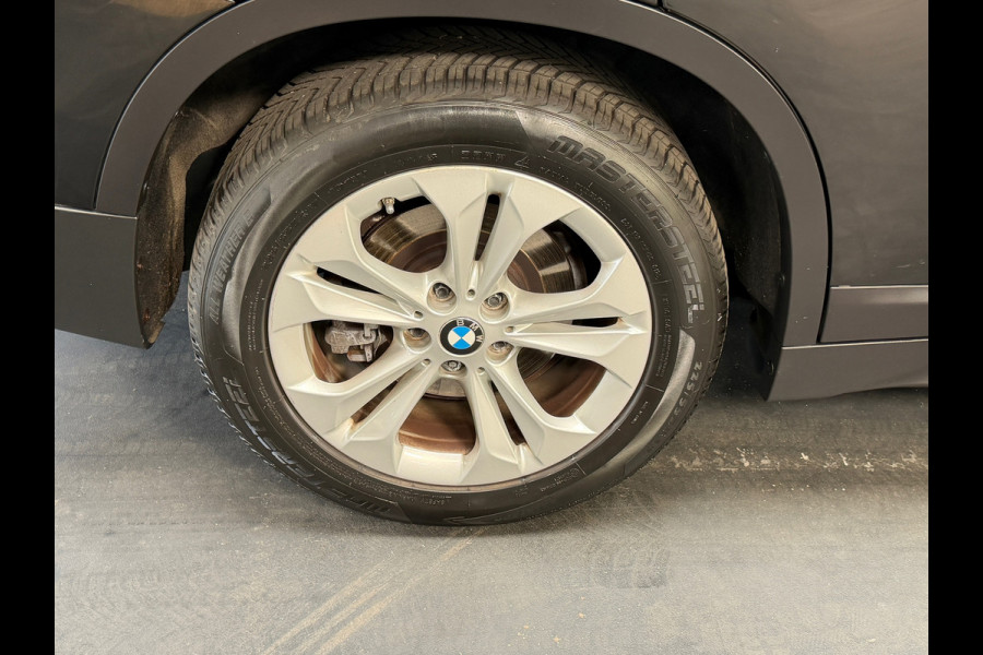BMW X1 XDrive25e High Executive | HUD | Camera | Leder | Led | Stoelverwarming | Plug in Hybrid