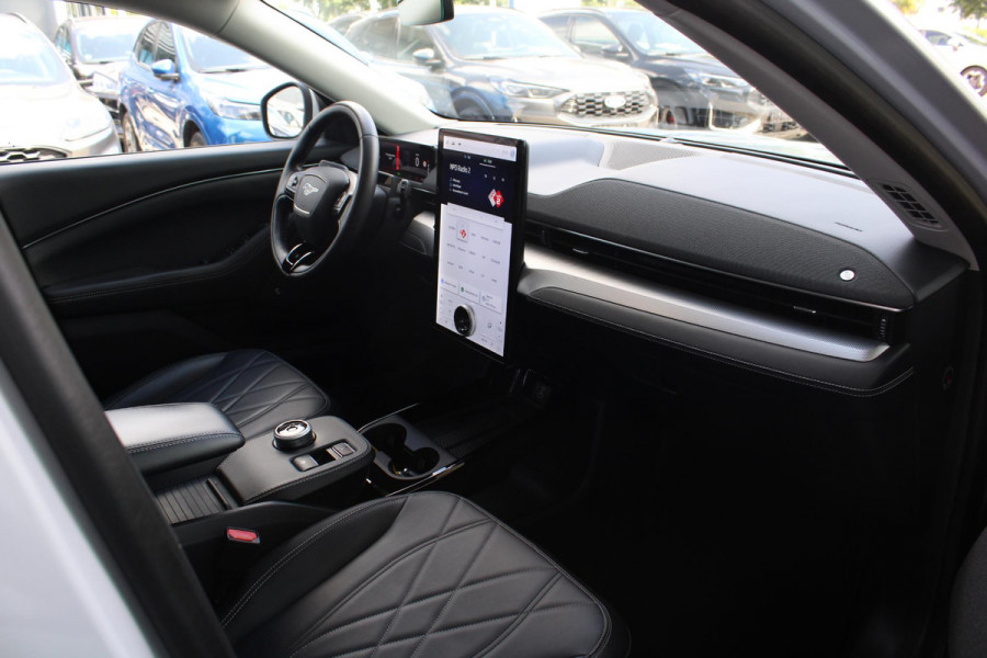 Ford Mustang Mach-E Extended RWD 98 kWh B&O Audio | SOH 95% | Electrische Klep | 360 Camera | Adaptive Cruise Control |