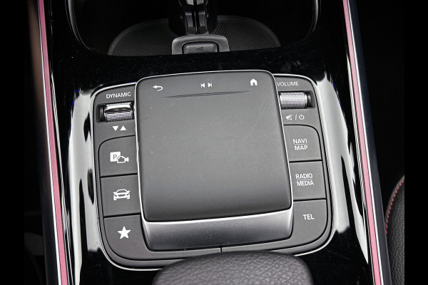 Mercedes-Benz GLA 250 e Business Solution AMG Limited lichtmetalen velgen | Wide screen | Navigatie MBUX | Parking support met camera Inclusief 24 maanden MB Certified garantie voor Europa.