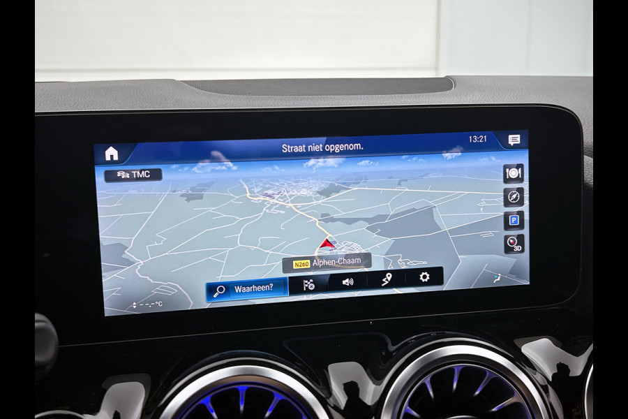 Mercedes-Benz GLA 250 e Business Solution AMG Limited lichtmetalen velgen | Wide screen | Navigatie MBUX | Parking support met camera Inclusief 24 maanden MB Certified garantie voor Europa.