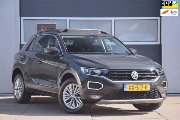 Volkswagen T-Roc 1.5 TSI Style PANORAMADAK/LED KOPLAMPEN/EXECUTIVE EN SPIEGEL-PAKKET