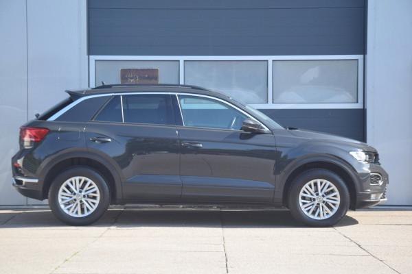 Volkswagen T-Roc 1.5 TSI Style PANORAMADAK/LED KOPLAMPEN/EXECUTIVE EN SPIEGEL-PAKKET