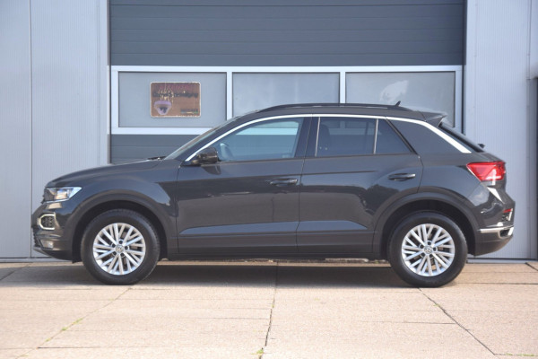 Volkswagen T-Roc 1.5 TSI Style PANORAMADAK/LED KOPLAMPEN/EXECUTIVE EN SPIEGEL-PAKKET