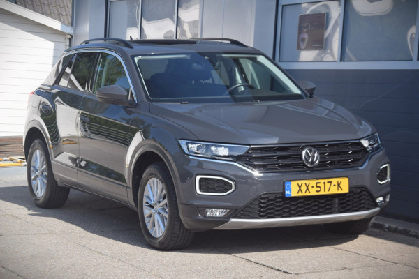 Volkswagen T-Roc 1.5 TSI Style PANORAMADAK/LED KOPLAMPEN/EXECUTIVE EN SPIEGEL-PAKKET