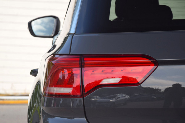 Volkswagen T-Roc 1.5 TSI Style PANORAMADAK/LED KOPLAMPEN/EXECUTIVE EN SPIEGEL-PAKKET