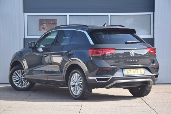 Volkswagen T-Roc 1.5 TSI Style PANORAMADAK/LED KOPLAMPEN/EXECUTIVE EN SPIEGEL-PAKKET