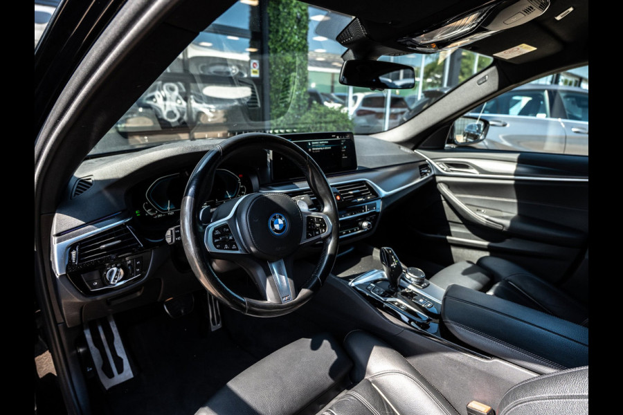 BMW 5 Serie 530e xDrive 292PK High Executive | M-Sport Shadow | HUD | CoPilot | Ambient