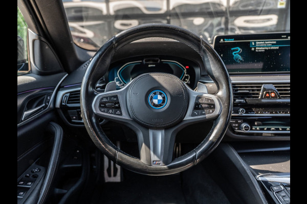BMW 5 Serie 530e xDrive 292PK High Executive | M-Sport Shadow | HUD | CoPilot | Ambient