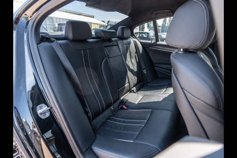 BMW 5 Serie 530e xDrive 292PK High Executive | M-Sport Shadow | HUD | CoPilot | Ambient