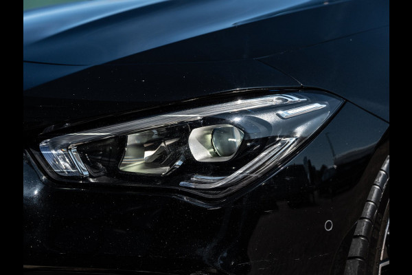 Mercedes-Benz CLA-Klasse 200 Business Solution AMG Night | Pano | Sfeer | Camera | BTW