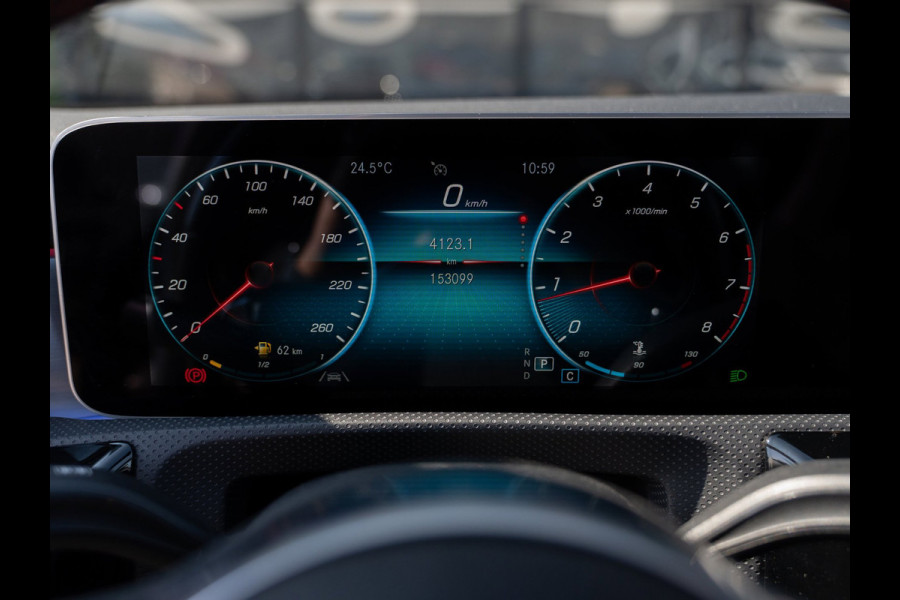 Mercedes-Benz CLA-Klasse 200 Business Solution AMG Night | Pano | Sfeer | Camera | BTW