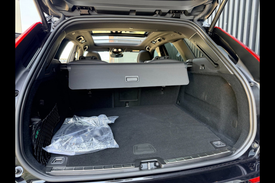 Volvo XC60 2.0 T6 Plug-in hybrid AWD Plus Black Edition | PANO | ACC | 21 INCH | 1E EIG | FABRIEKSGARANTIE