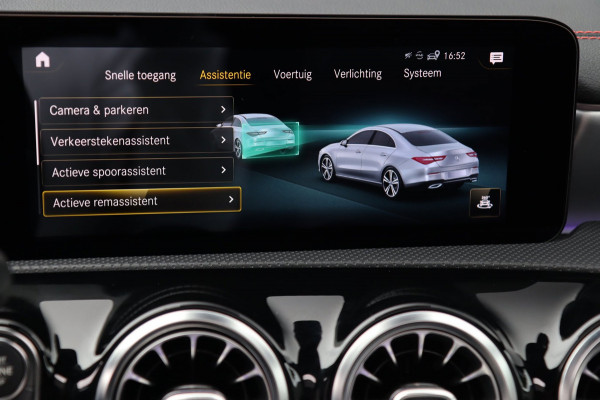 Mercedes-Benz CLA-Klasse 200 AMG Line Premium Plus / PANO / MEMORY / BURMESTER / KEYLESS / CAMERA