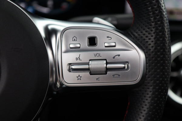 Mercedes-Benz CLA-Klasse 200 AMG Line Premium Plus / PANO / MEMORY / BURMESTER / KEYLESS / CAMERA