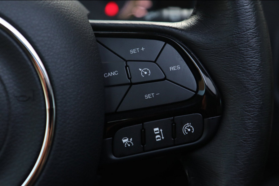 Jeep Renegade 4xe 240 Plug-in Hybrid Electric S / PANO / ACC / KEYLESS / CAMERA / CARPLAY